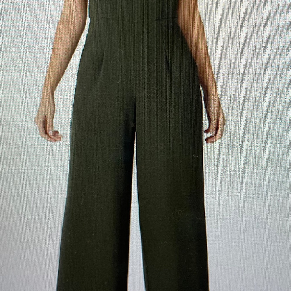 Julia Jordan Green Jumpsuit size 2